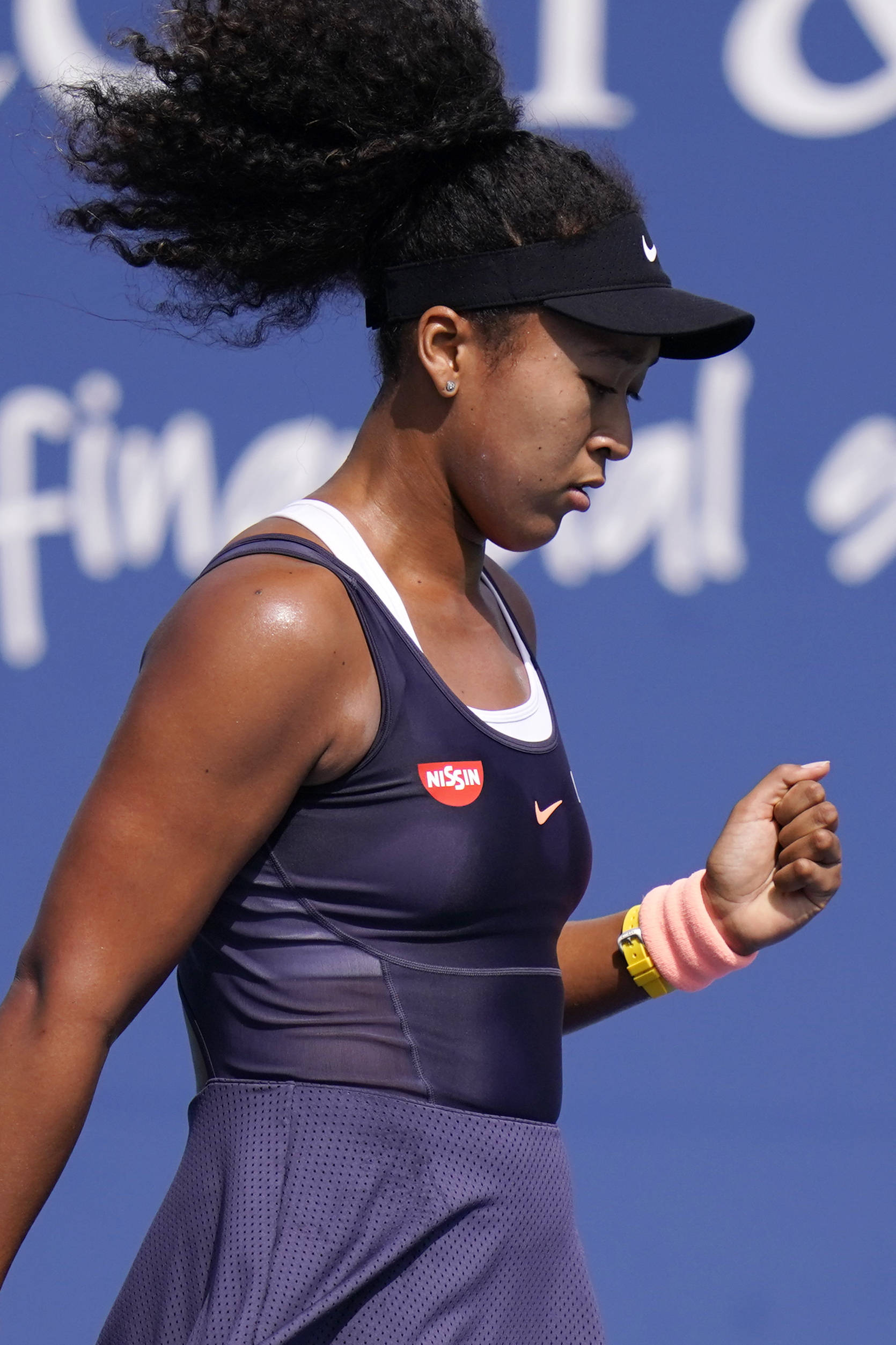 大坂直美回归赛场，连败首场状态亮眼，巴黎圣日耳曼观众沸腾！的简单介绍-爱游戏电竞