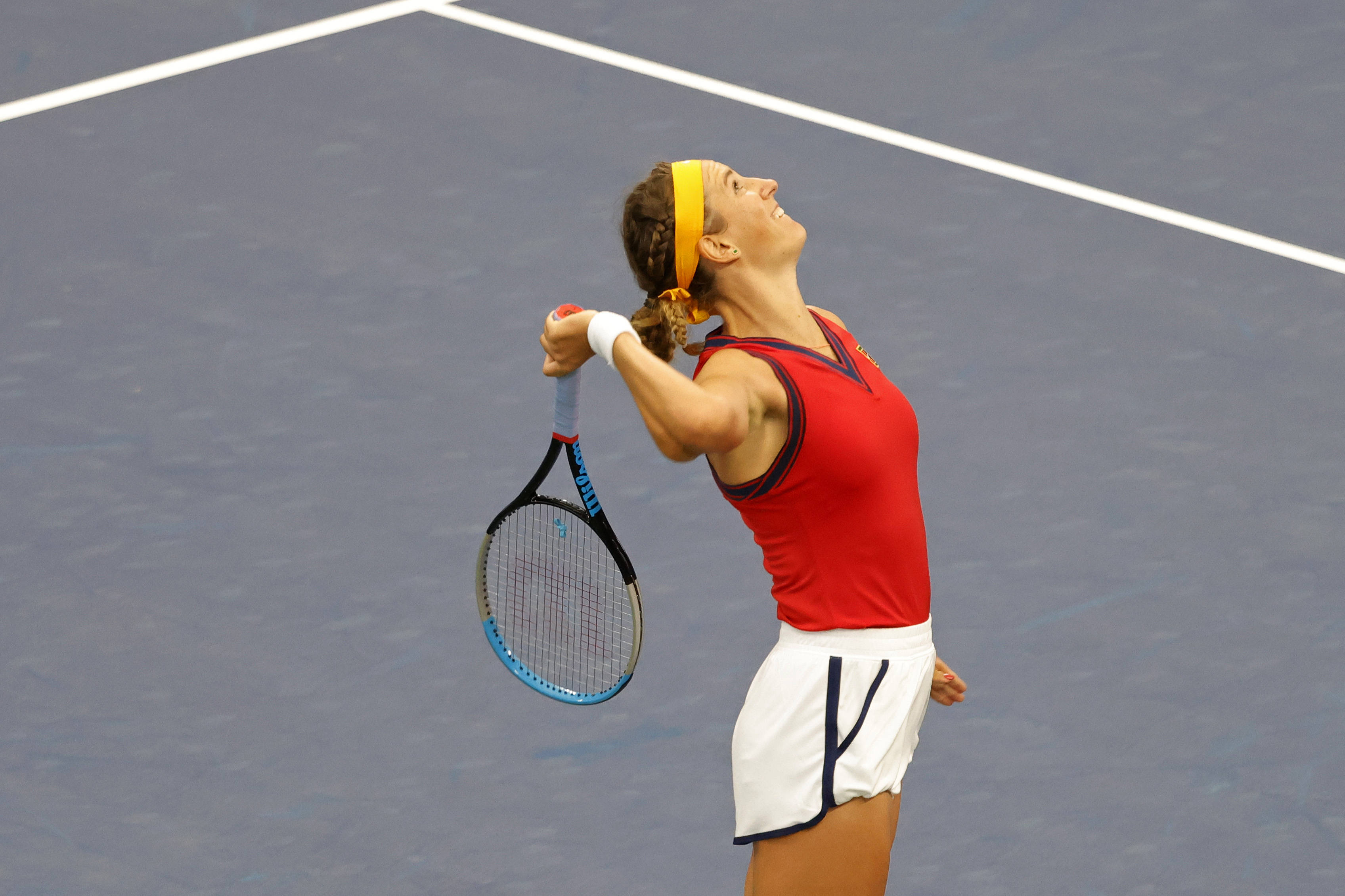 阿扎伦卡在勇士比赛中挺进下一轮，战术调整引发热议！的简单介绍-爱游戏网站